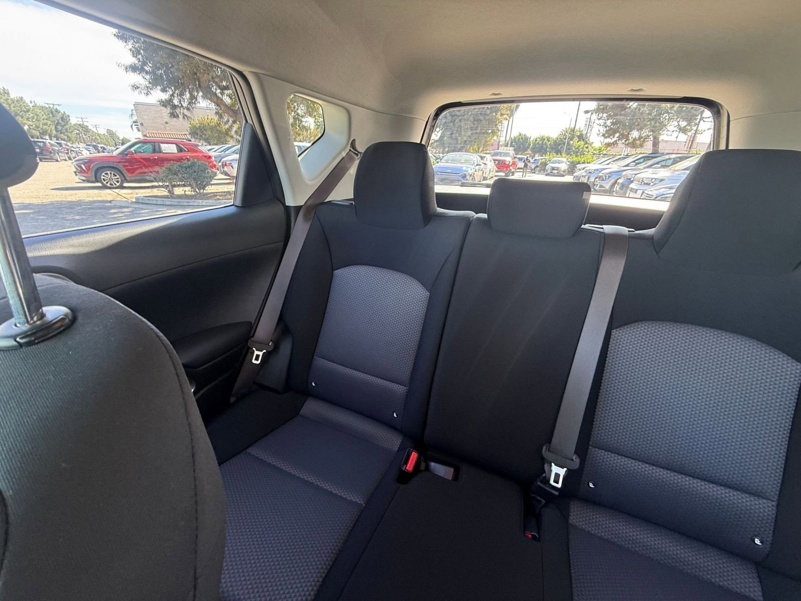 Used 2025 Kia Soul LX w/ LX Technology Package image 35