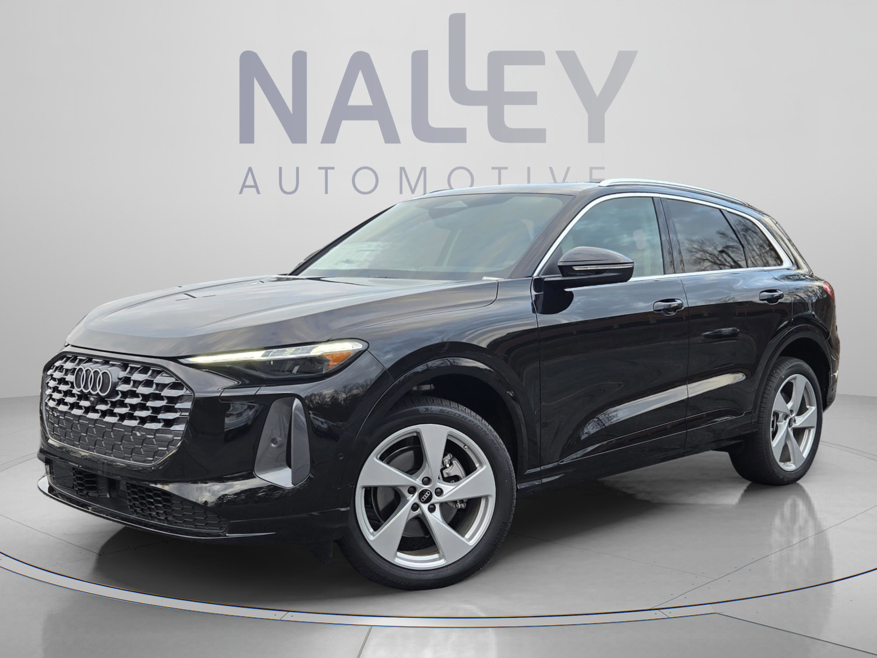 New 2025 Audi Q5 Prestige image 1