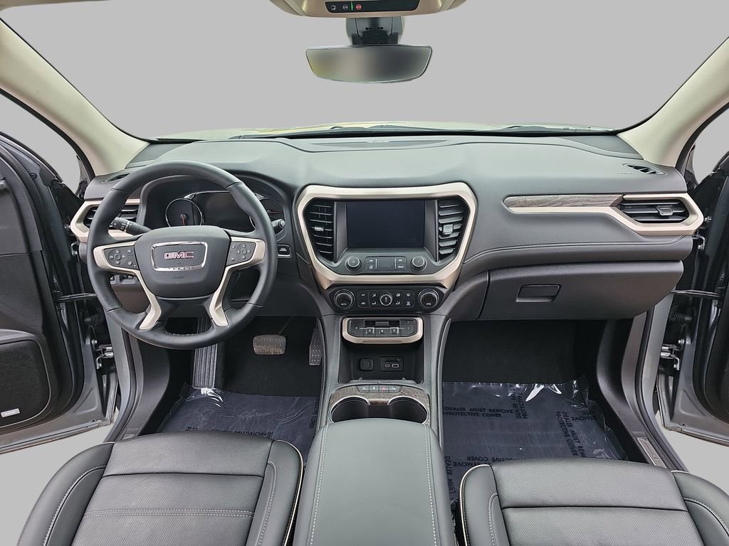 Certified 2023 GMC Acadia Denali w/ Denali Ultimate Package AWD/4WD image 11