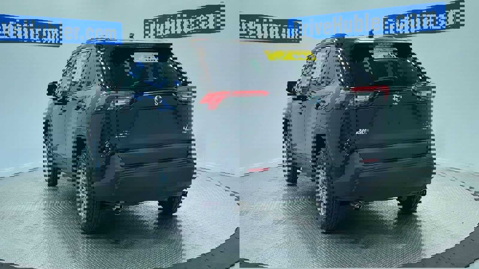 Used 2024 Toyota RAV4 LE AWD/4WD image 50