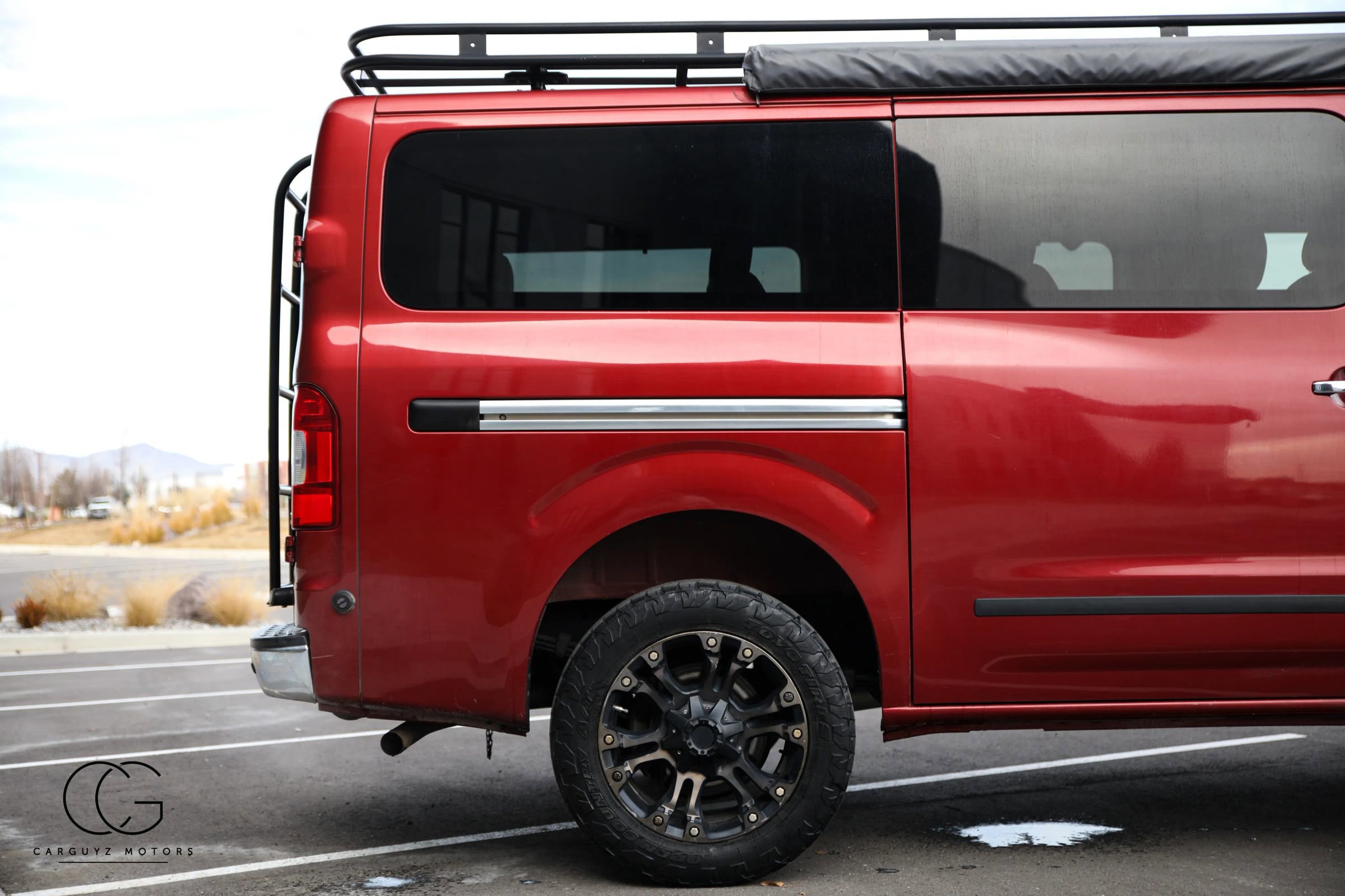 Used 2020 Nissan NV 3500 SV image 14