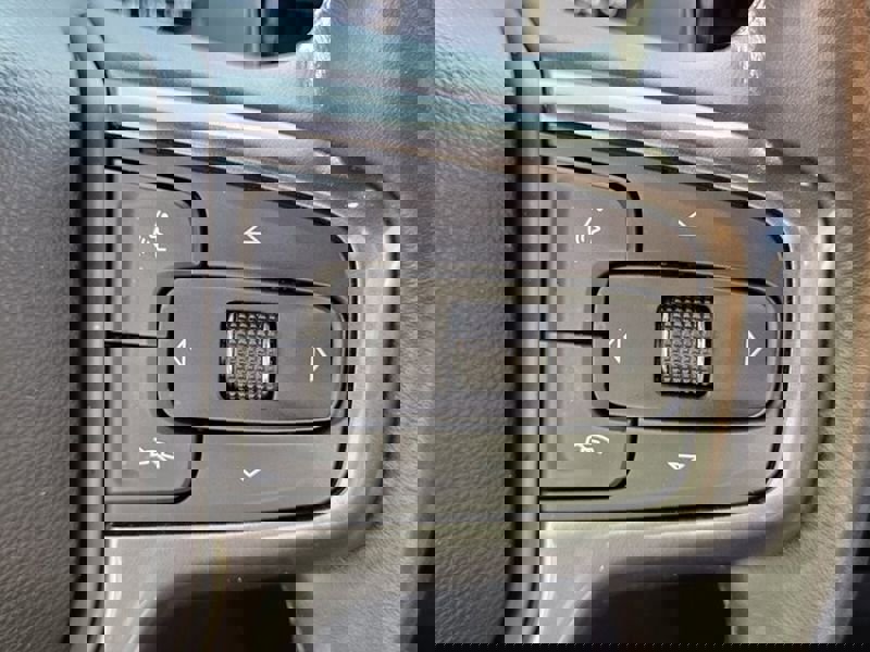 Used 2023 Chevrolet Silverado 1500 ZR2 w/ Technology Package image 24