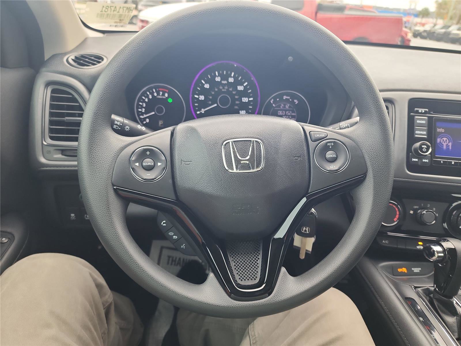 Used 2017 Honda HR-V LX image 34