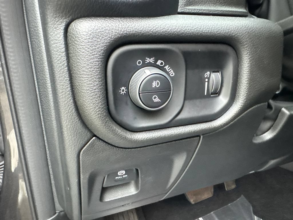 Used 2025 RAM 1500 Big Horn AWD/4WD image 58