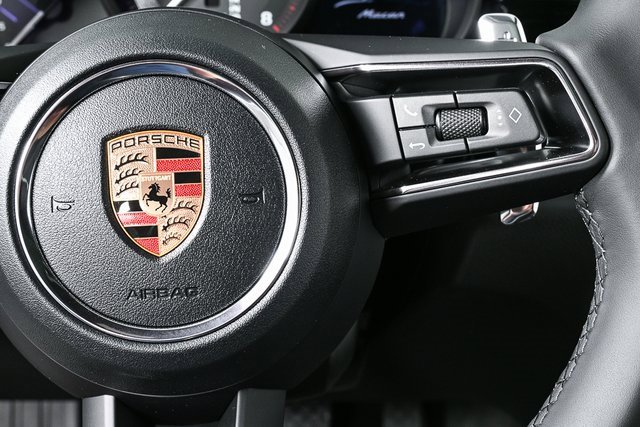 New 2025 Porsche Macan image 12
