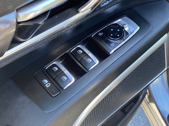 Used 2023 Kia Telluride S image 11