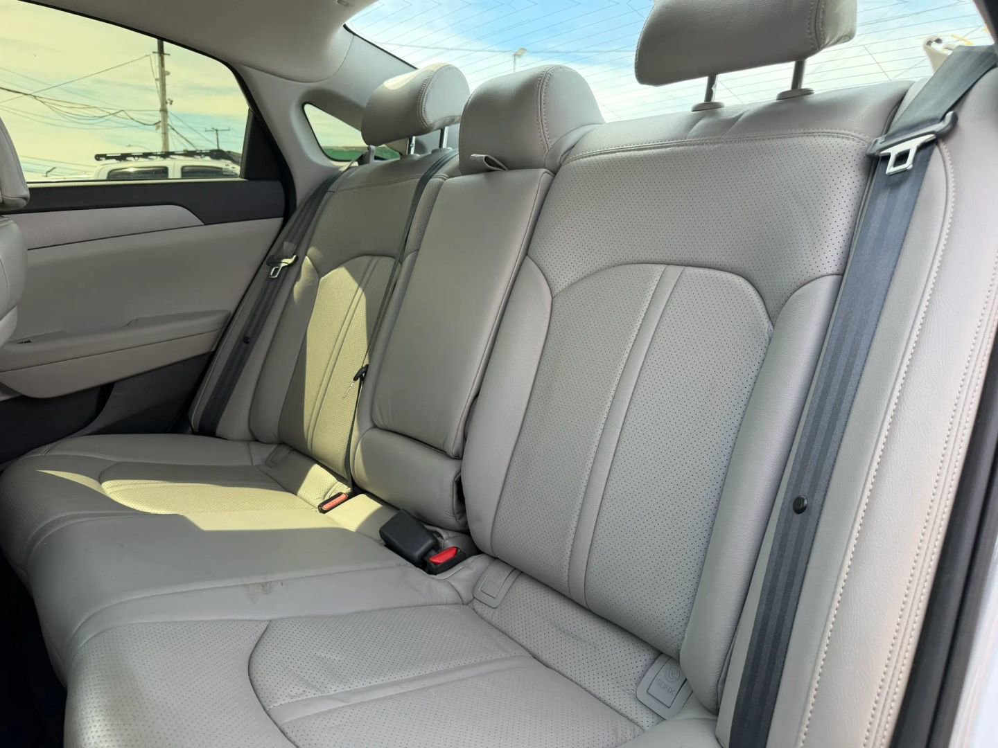 Used 2017 Hyundai Sonata ECO image 10