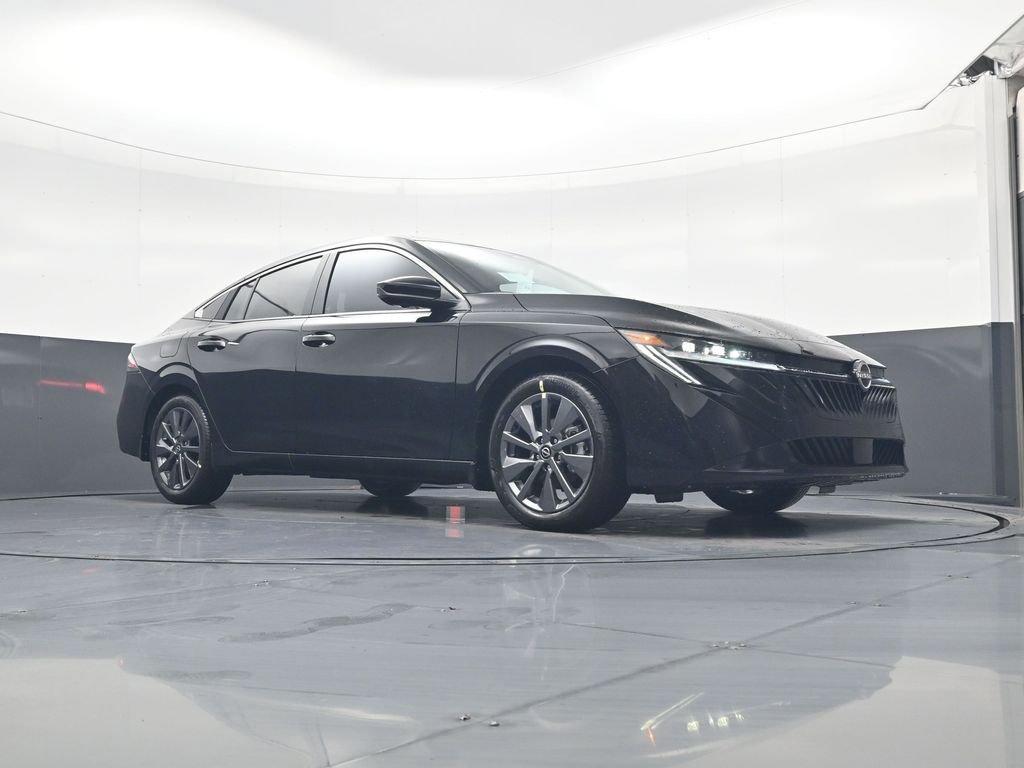 New 2026 Nissan Sentra SL w/ Floor Mat Package FWD image 9