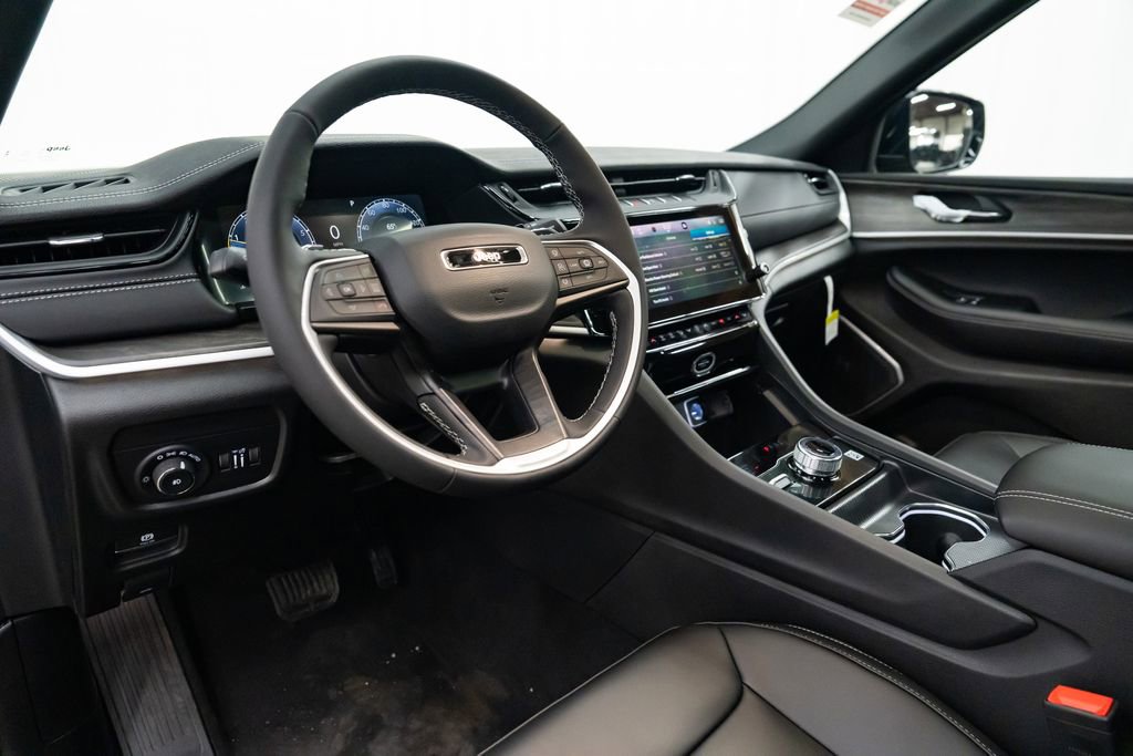 New 2026 Jeep Grand Cherokee L Limited AWD/4WD image 25