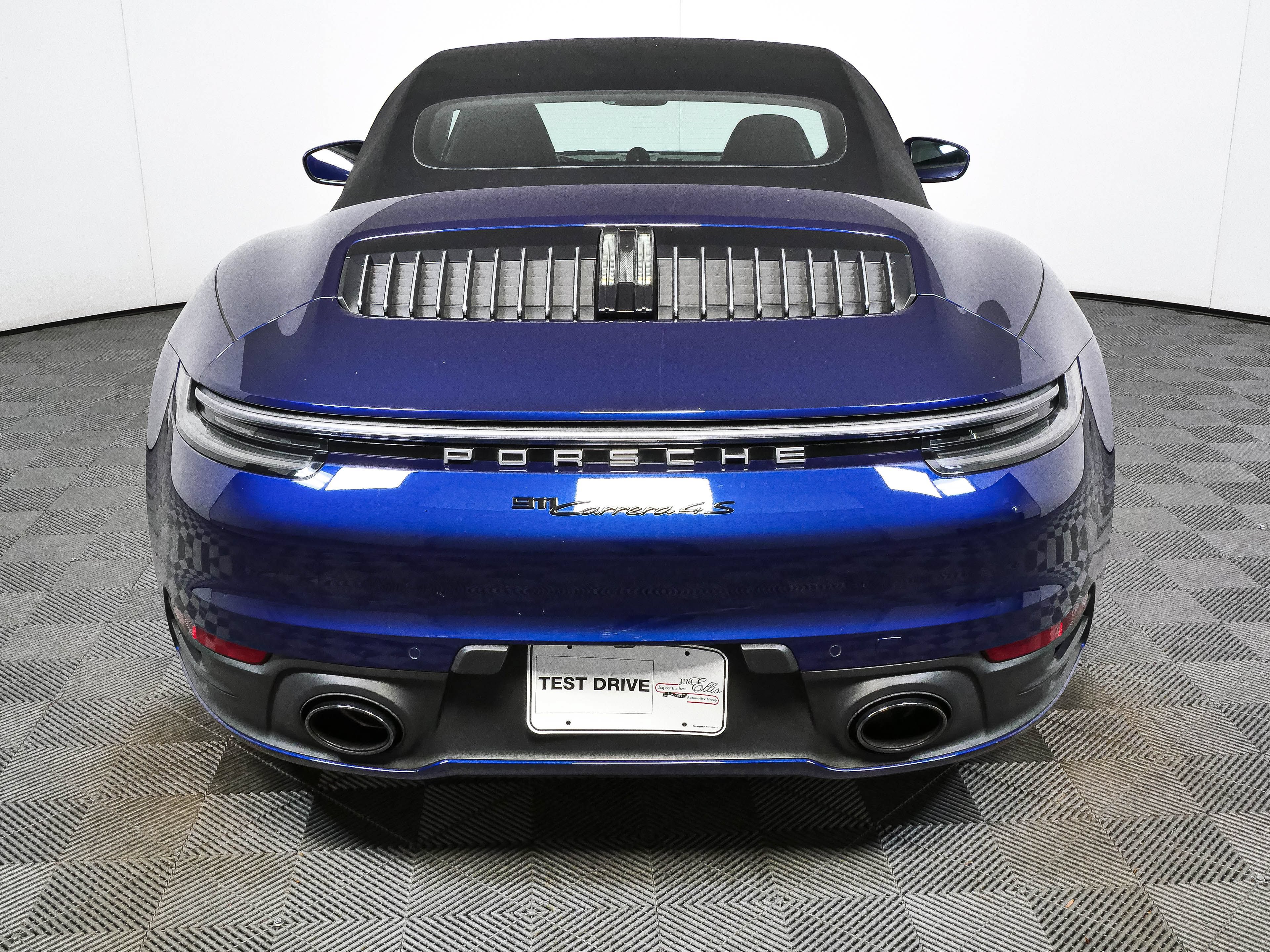 Certified 2020 Porsche 911 Carrera 4S w/ Sport Package AWD/4WD image 31