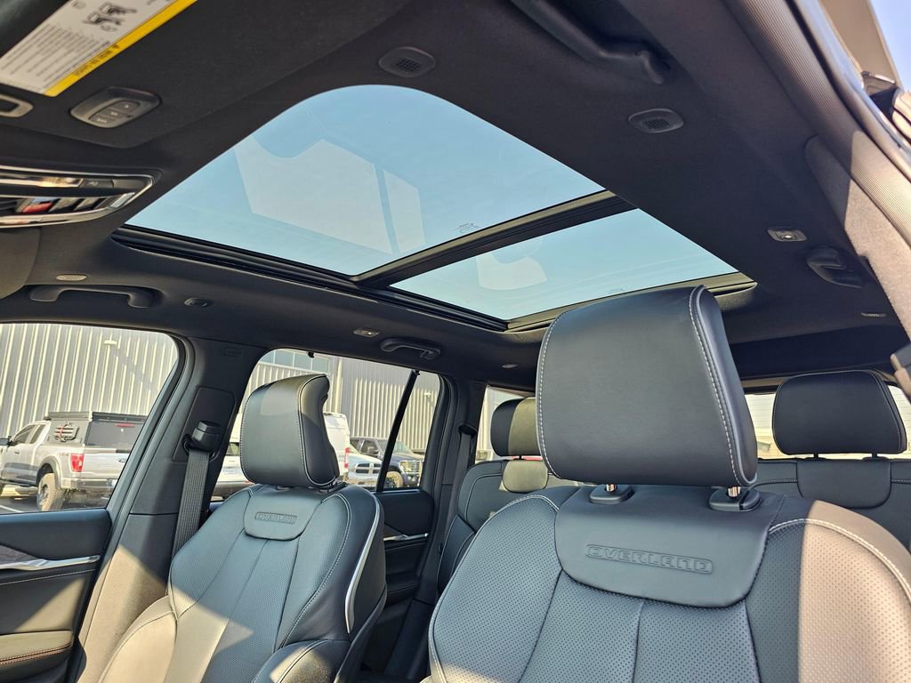 New 2025 Jeep Grand Cherokee Overland w/ Adv Protech Group III image 26