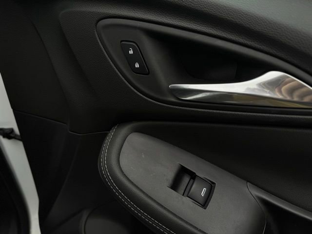 Used 2024 Buick Encore GX Sport Touring w/ Comfort Package image 14