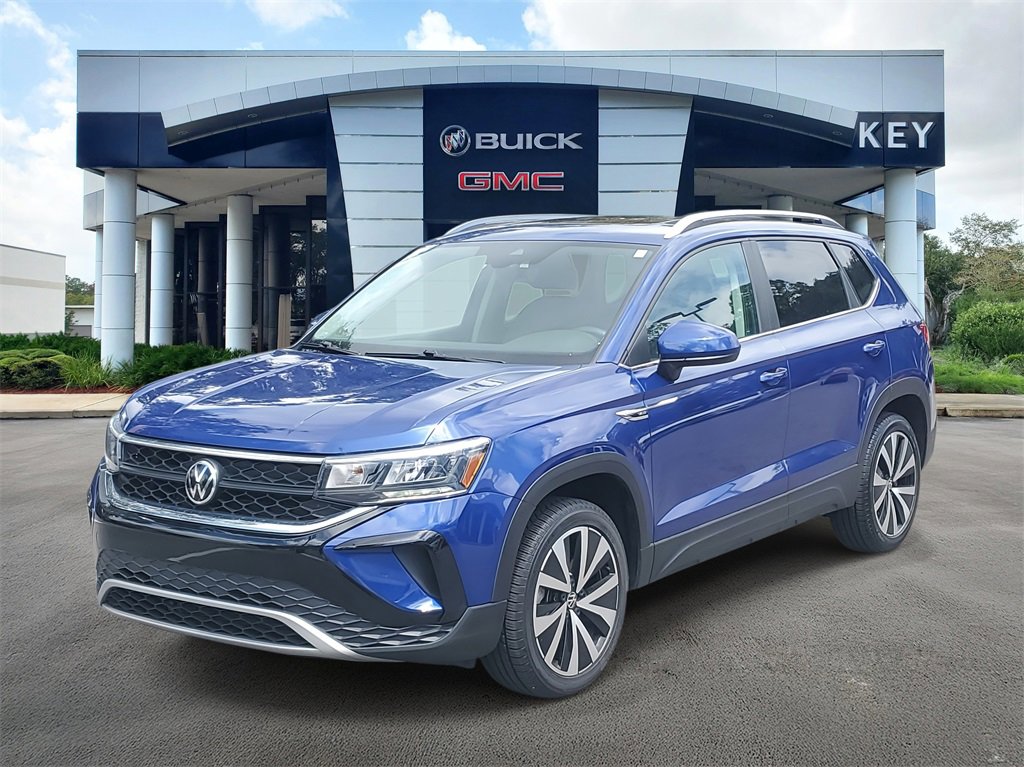 Used 2022 Volkswagen Taos SE image 3