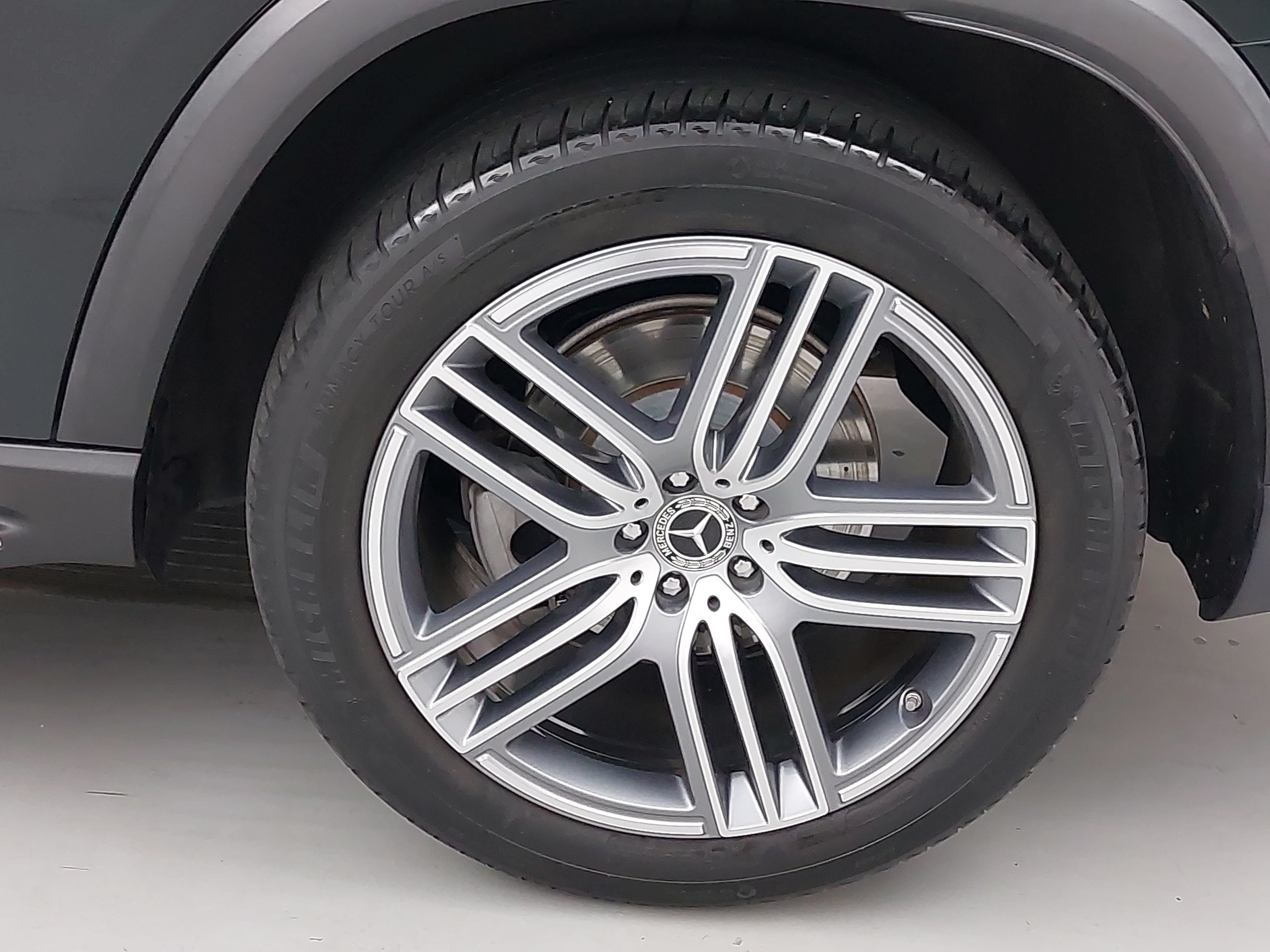 Used 2020 Mercedes-Benz GLS 450 4MATIC image 38