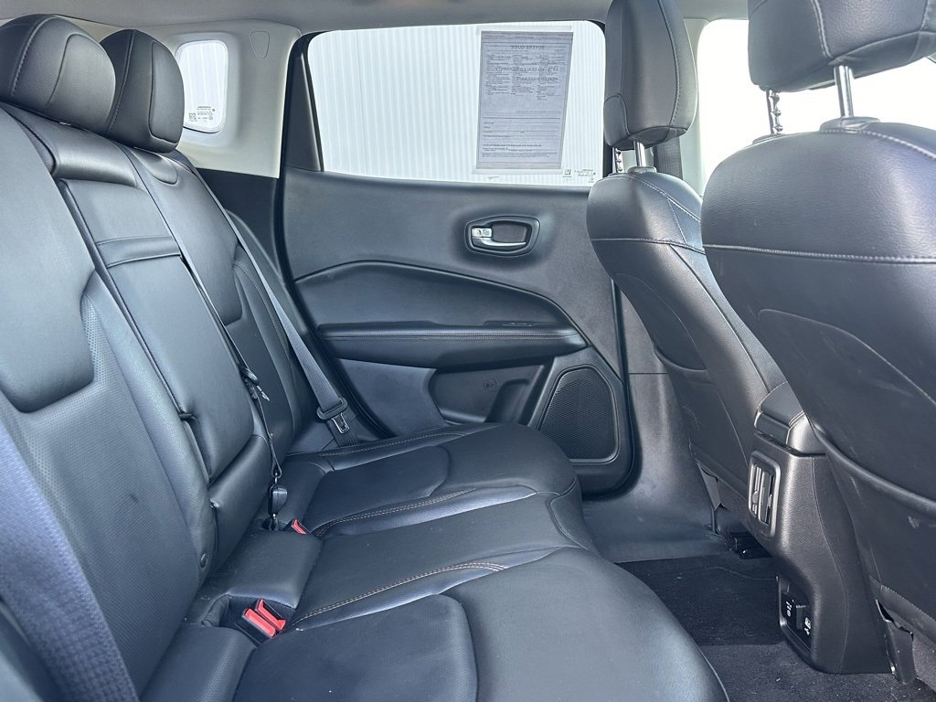 Used 2018 Jeep Compass Limited w/ Navigation Group image 16
