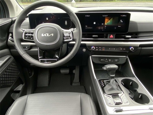 New 2025 Kia Carnival SX Prestige image 9