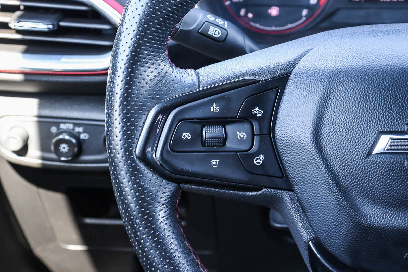 Used 2023 Chevrolet TrailBlazer RS image 18