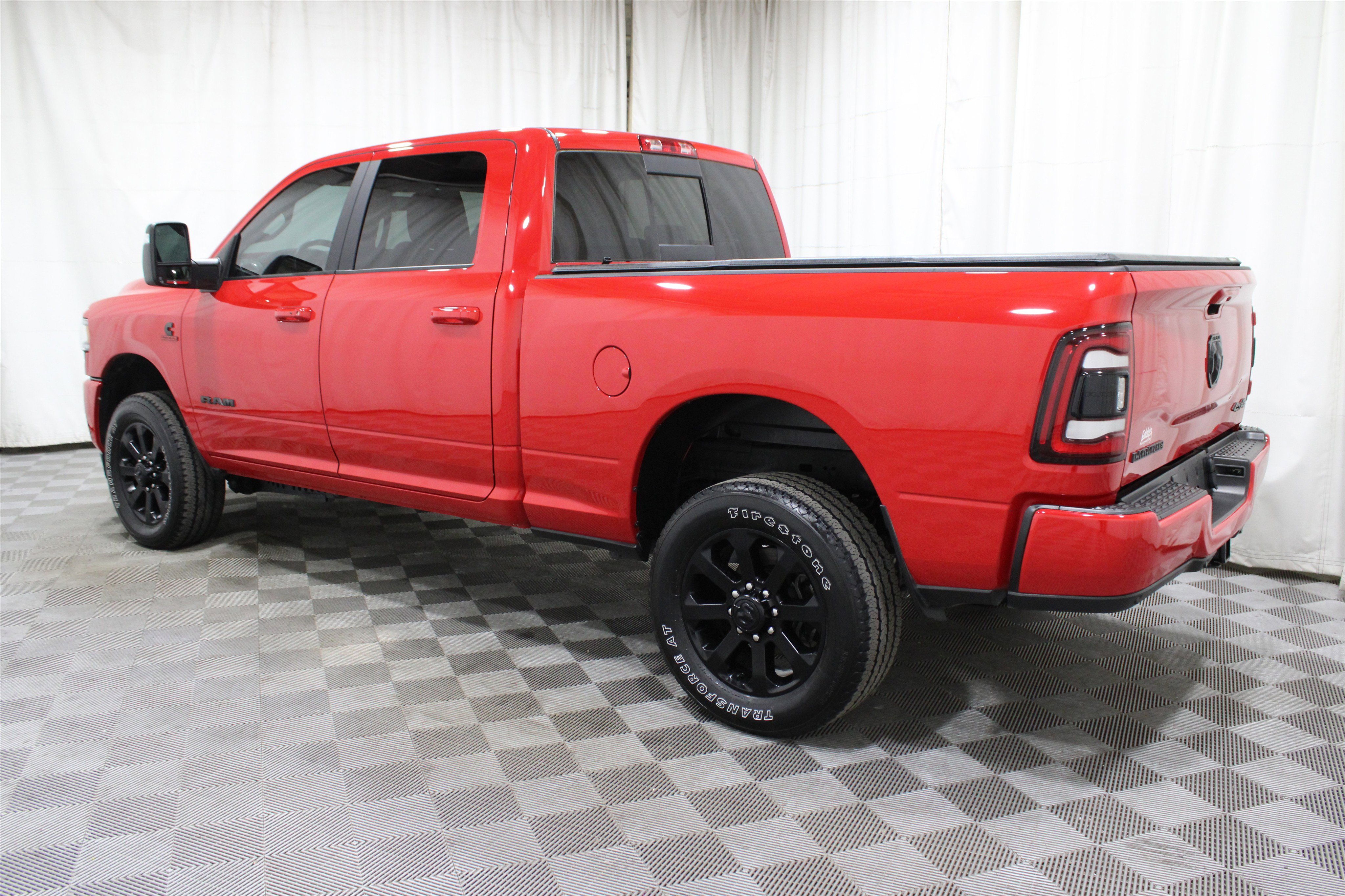 Used 2024 RAM 2500 Laramie w/ Night Edition image 38
