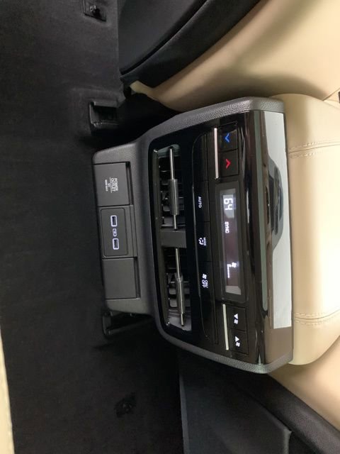 Used 2022 Acura MDX SH-AWD w/ Technology Package image 38