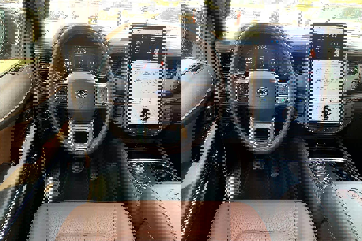 Used 2022 Ford Expedition King Ranch image 5