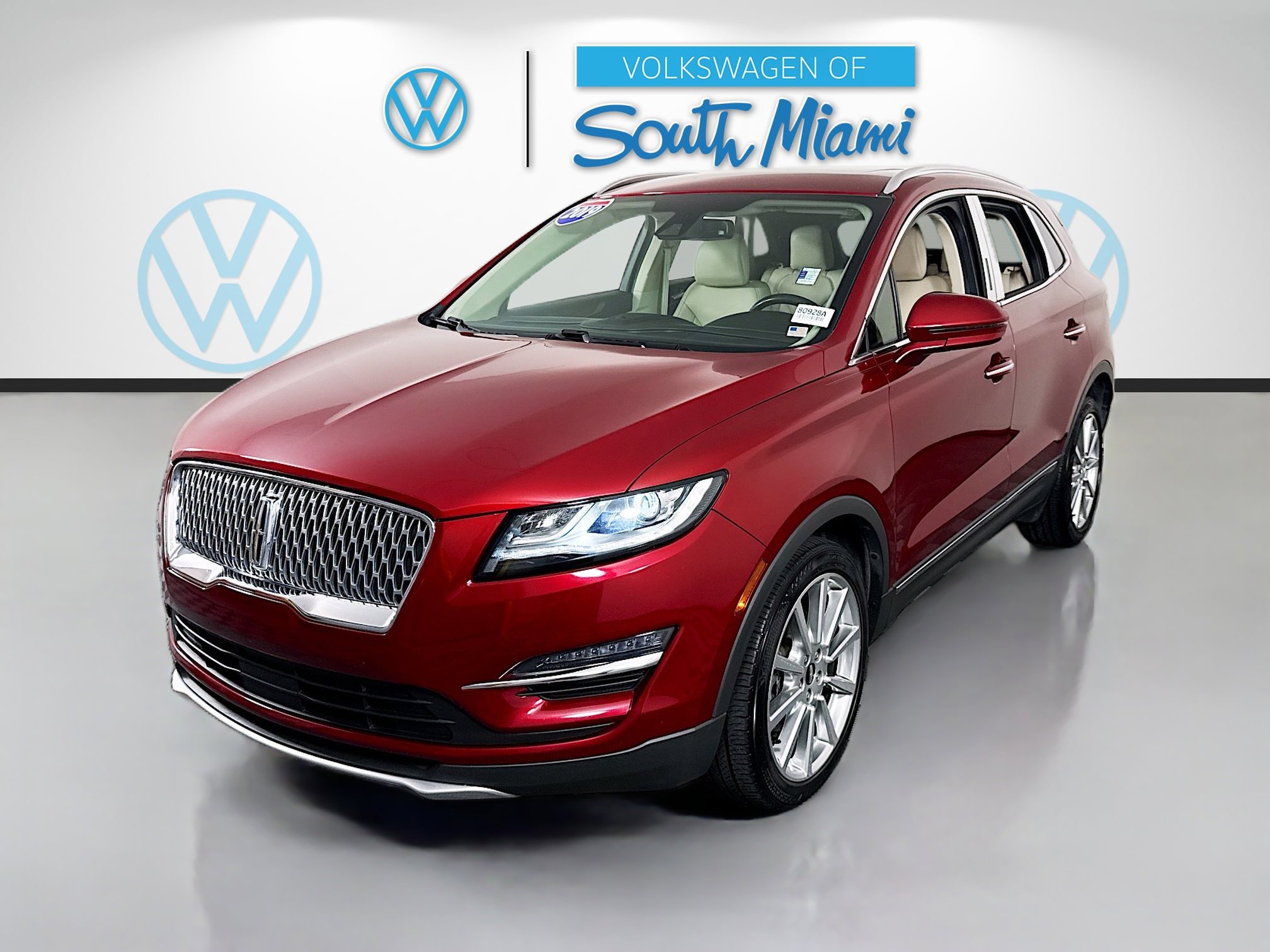 Used 2019 Lincoln MKC Reserve w/ MKC Climate Package FWD image 3
