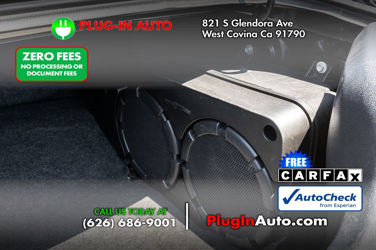 Used 2011 Ford Mustang Shelby GT500 RWD image 12