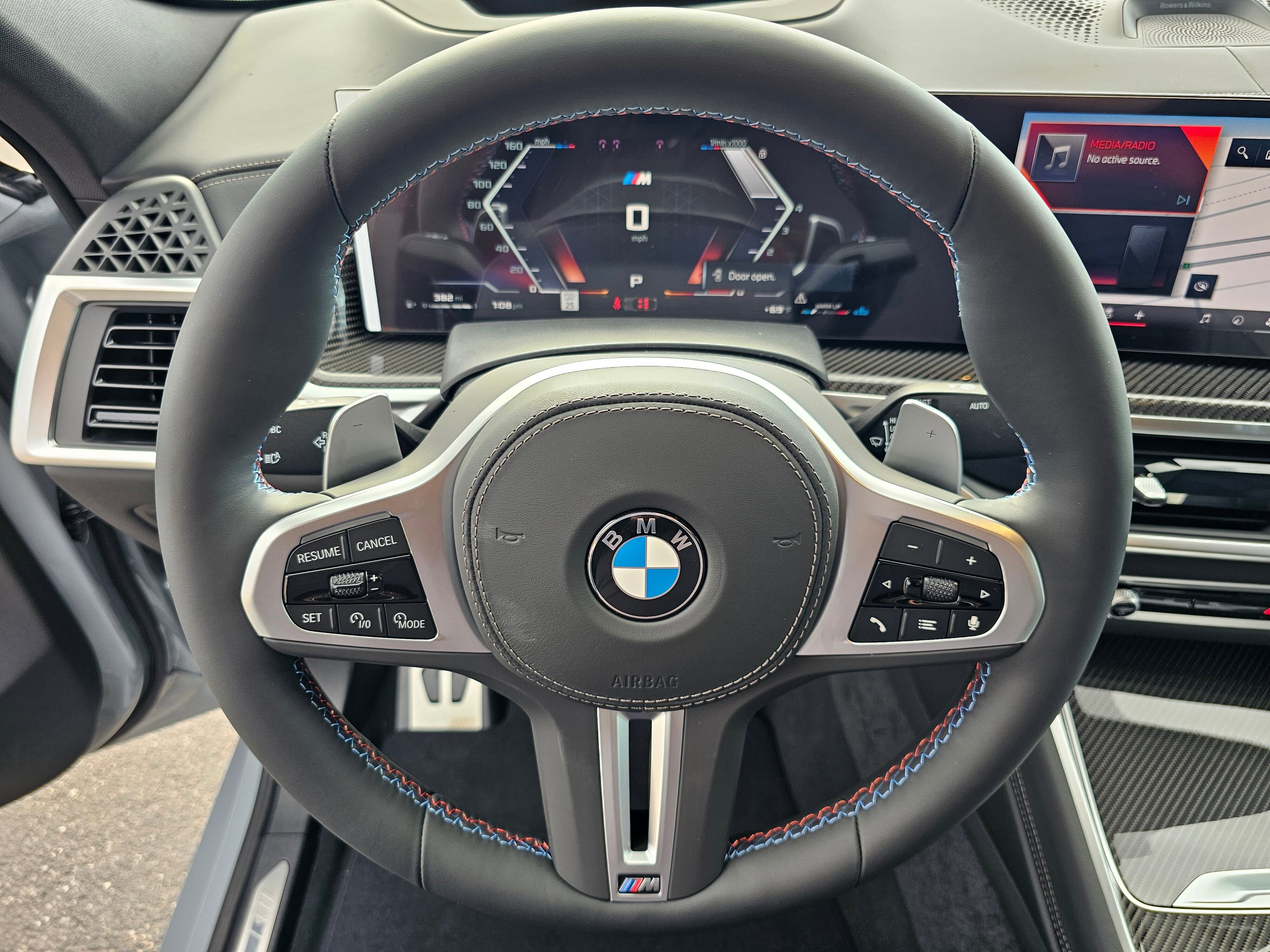New 2026 BMW X6 M60i image 17