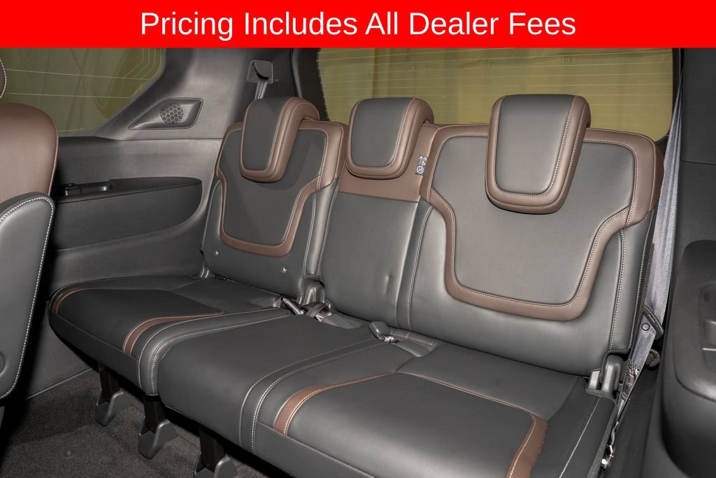 Certified 2025 Nissan Armada SL w/ Captain's Chari Seat Package AWD/4WD image 11