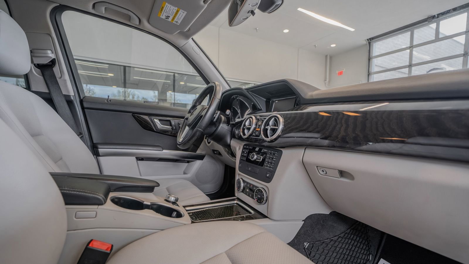 Used 2015 Mercedes-Benz GLK 250 BlueTEC 4MATIC image 17