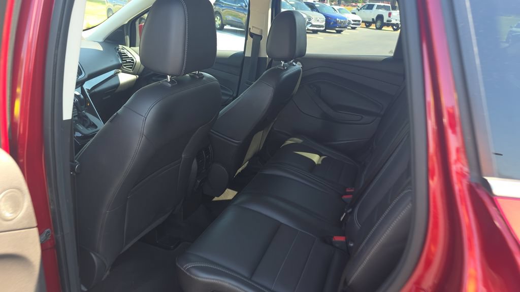 Used 2016 Ford Escape Titanium FWD image 24