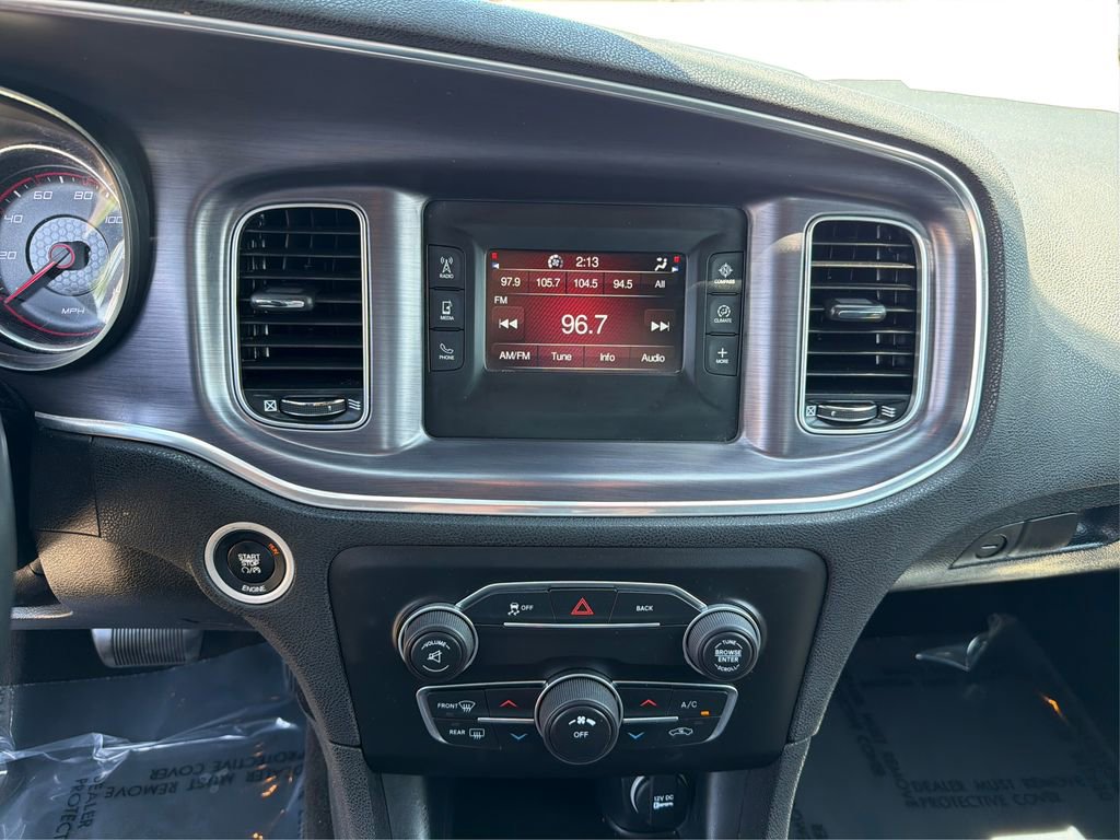 Used 2016 Dodge Charger SE RWD image 14