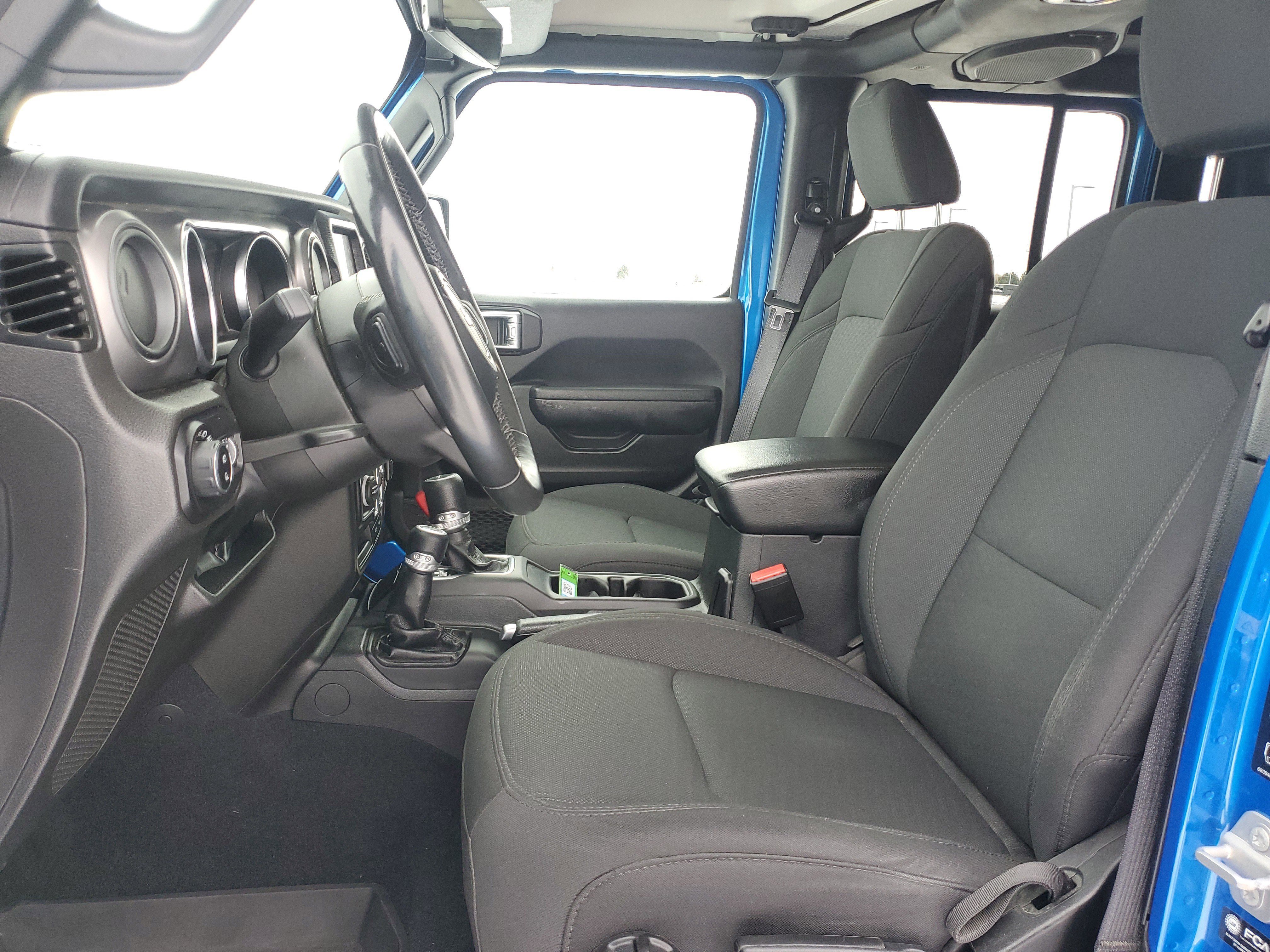 Used 2022 Jeep Gladiator Sport image 17