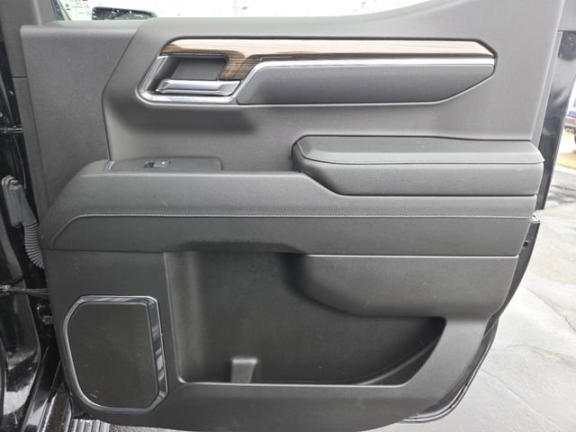 Used 2024 Chevrolet Silverado 1500 LT image 24