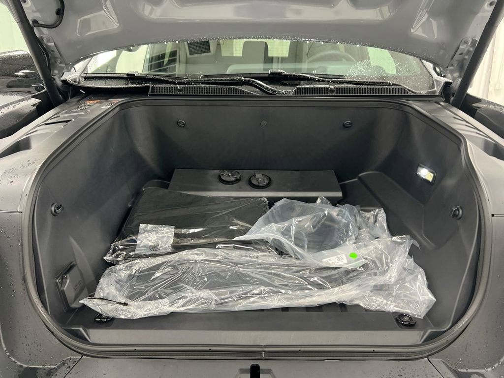 New 2026 Chevrolet Silverado EV LT AWD/4WD image 28