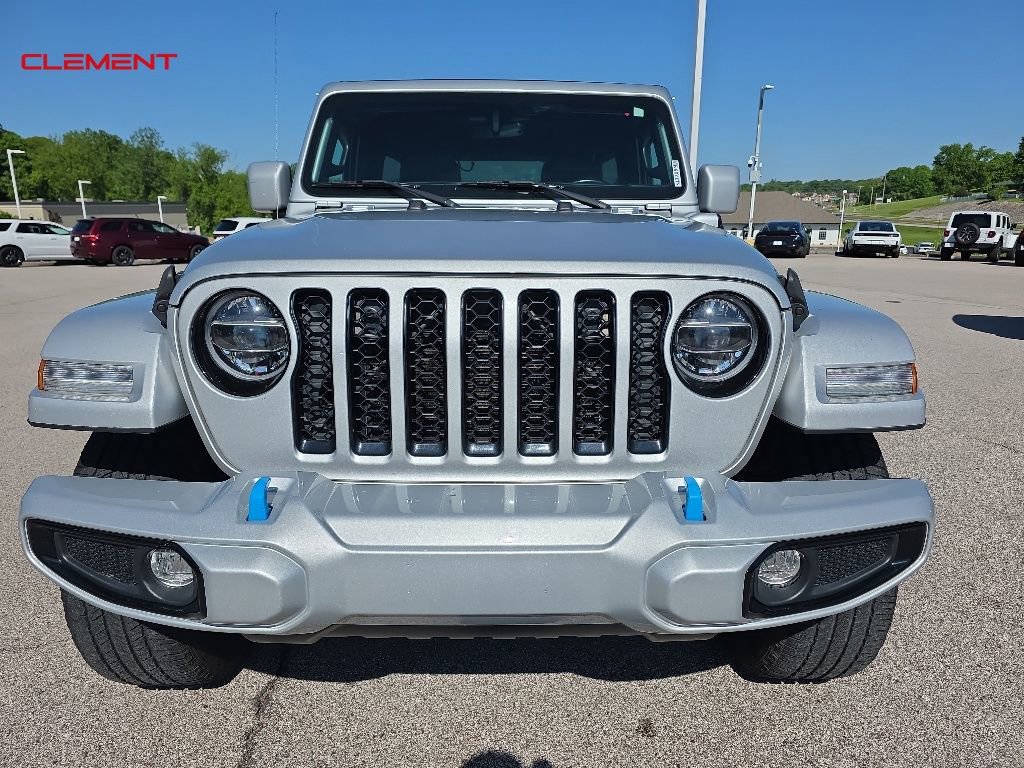Used 2022 Jeep Wrangler Unlimited Sahara AWD/4WD image 6