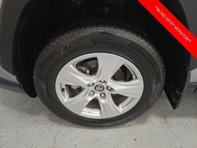 Certified 2021 Toyota RAV4 XLE w/ Convenience Package image 10