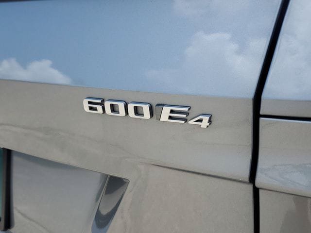 Used 2024 Cadillac Lyriq Tech AWD/4WD image 7