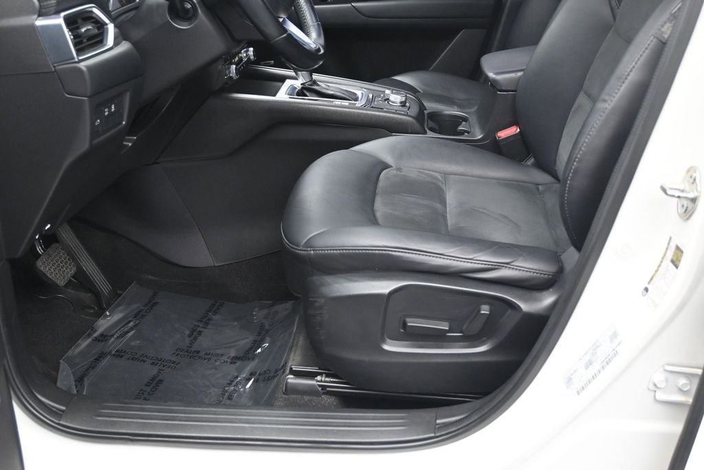 Used 2019 MAZDA CX-5 Touring FWD image 12