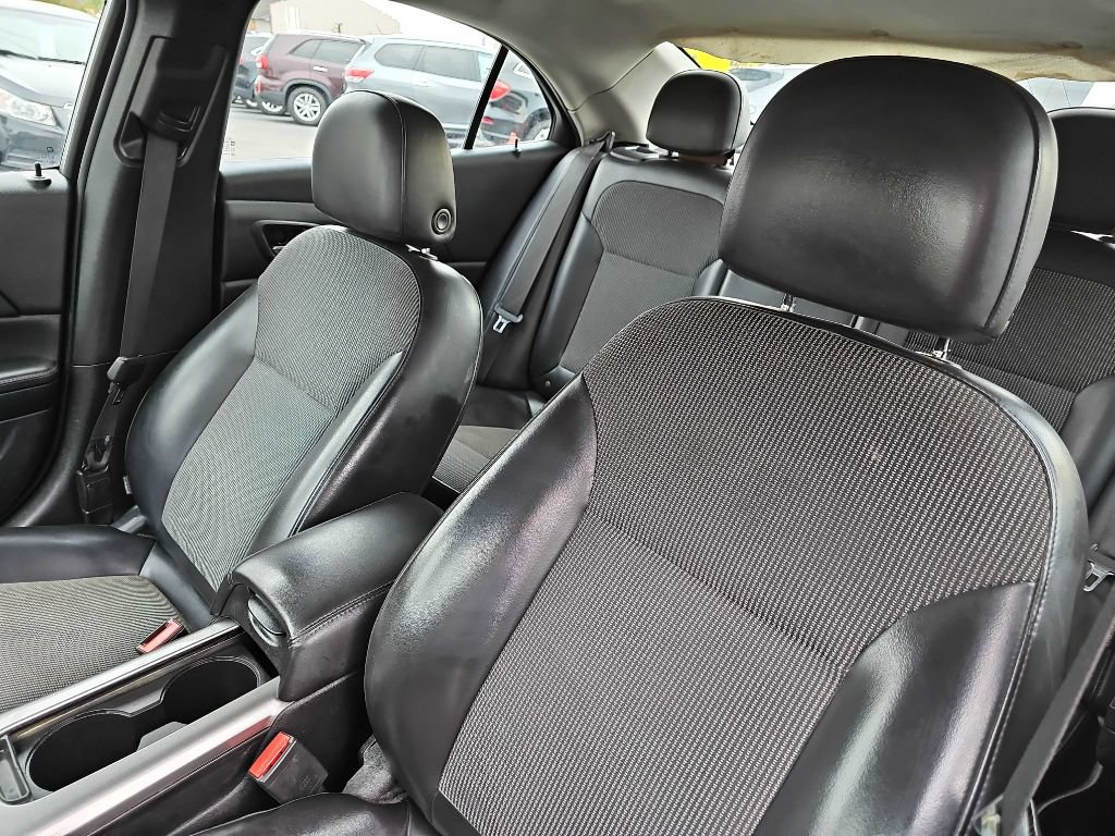 Used 2013 Chevrolet Malibu LT FWD image 11