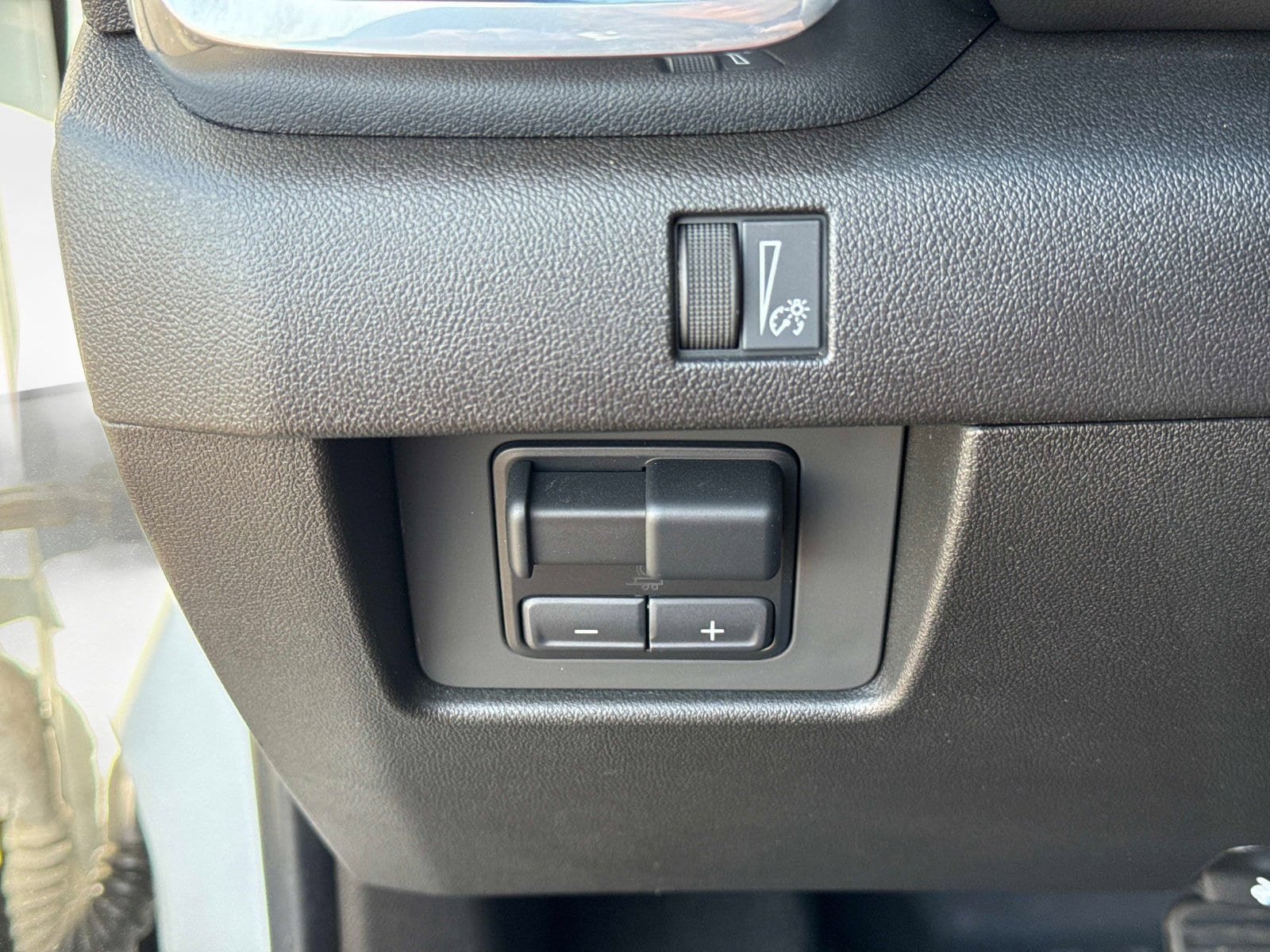 Used 2025 GMC Canyon Elevation w/ Convenience Package AWD/4WD image 31