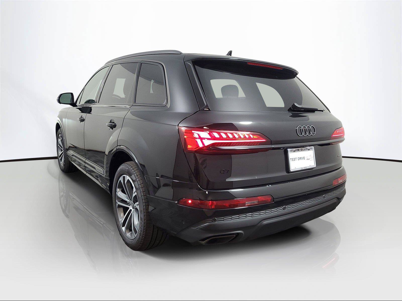 New 2026 Audi Q7 2.0T Premium AWD/4WD image 4