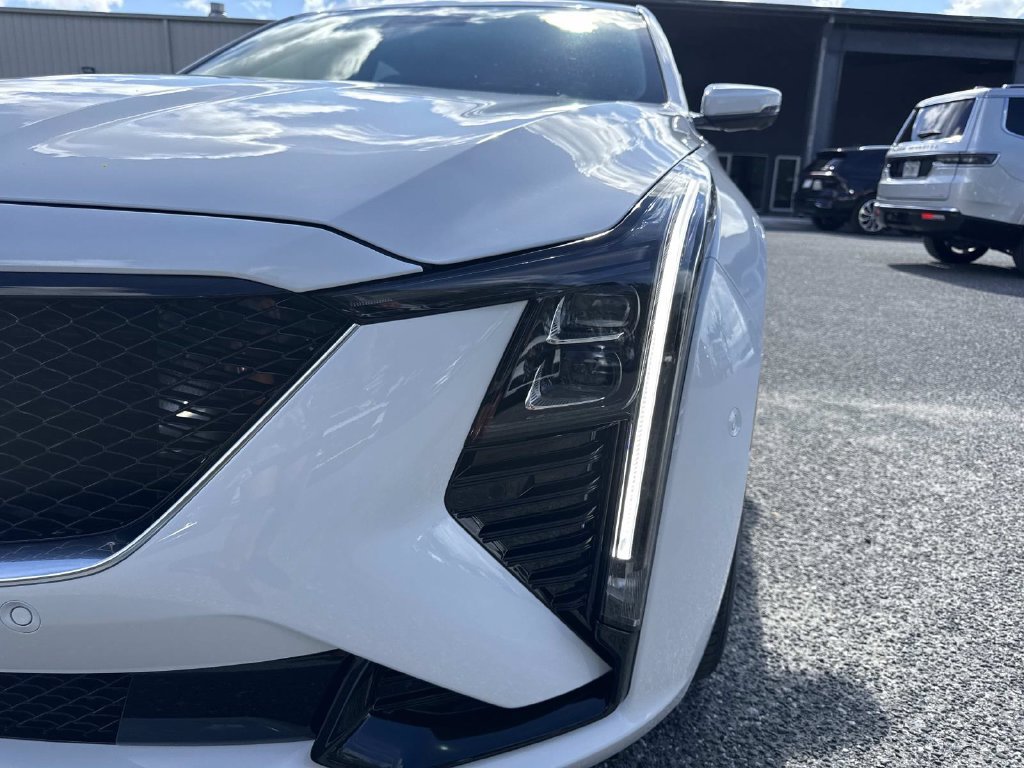 New 2026 Cadillac CT5 Sport w/ Technology Package RWD image 9