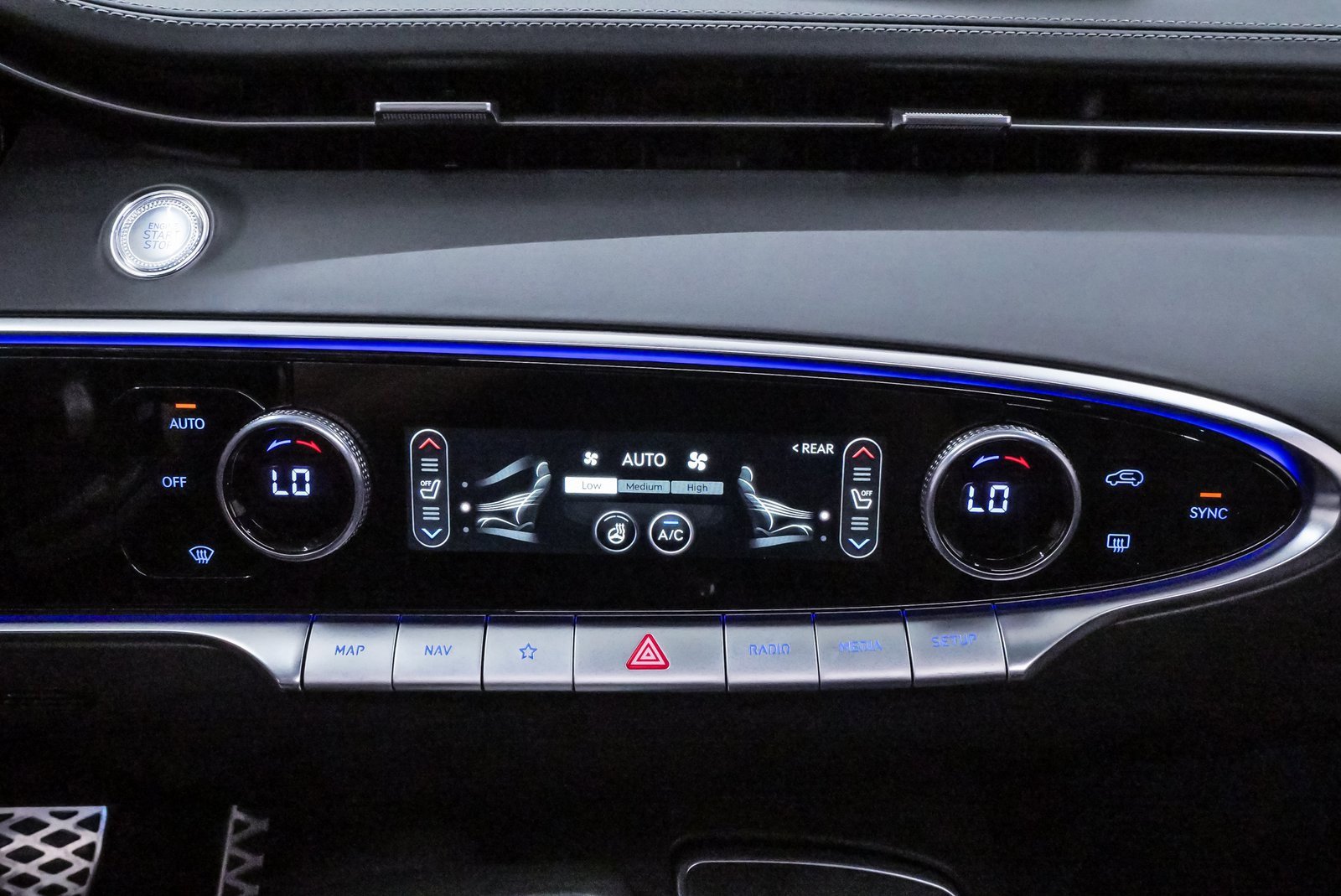 Certified 2025 Genesis GV70 3.5T Sport w/ Sport Advanced Package image 17