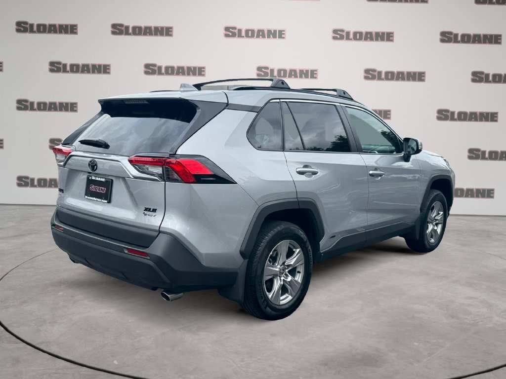 Used 2025 Toyota RAV4 XLE w/ Convenience Package AWD/4WD image 5