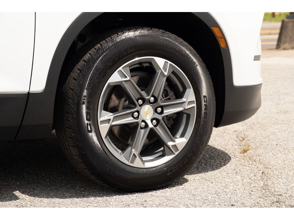 Used 2024 Chevrolet Blazer LT w/ Convenience Package FWD image 10