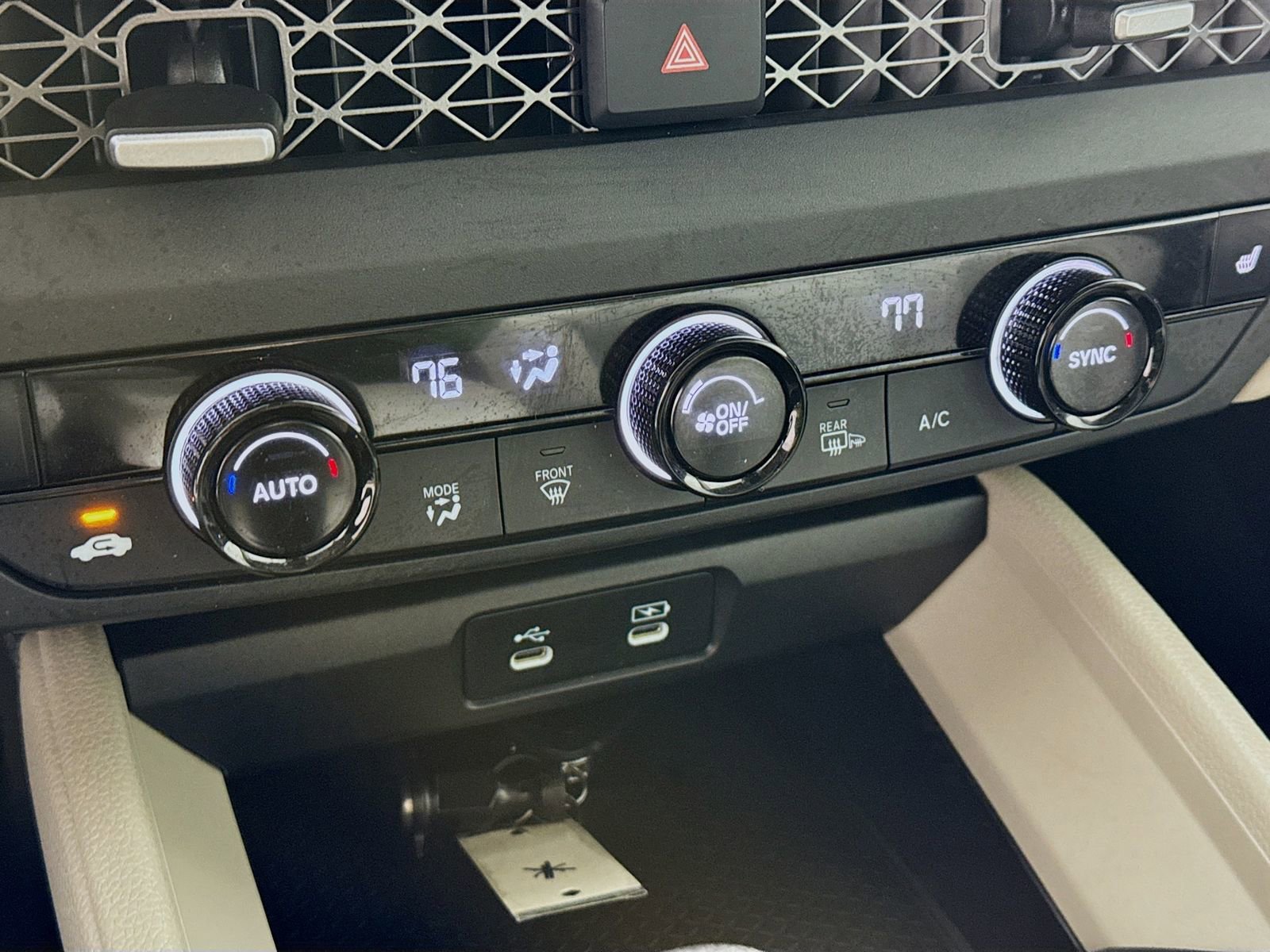 Used 2025 Honda Accord SE image 9