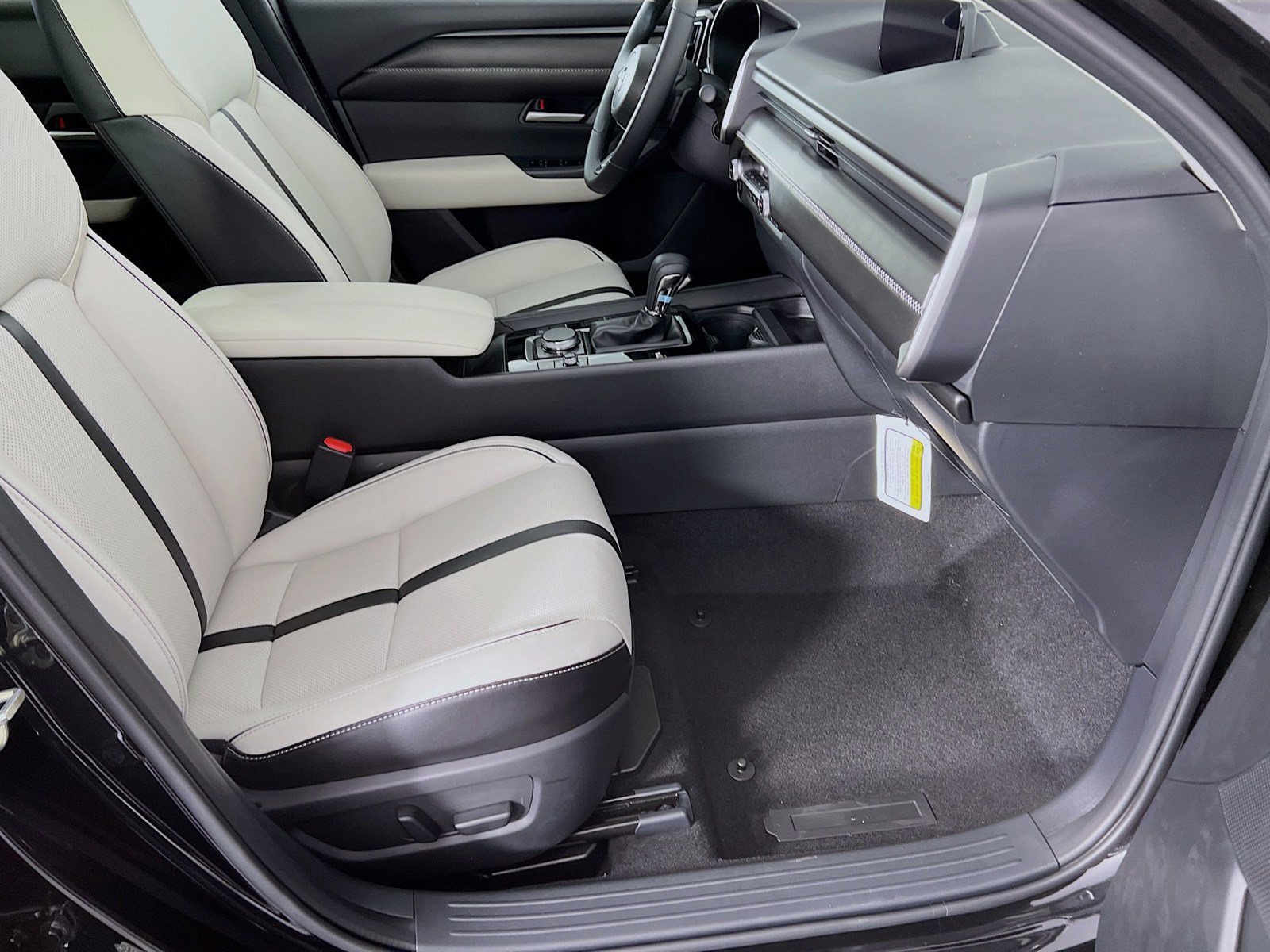 New 2026 MAZDA CX-50 AWD 2.5 S w/ Weather Package image 23