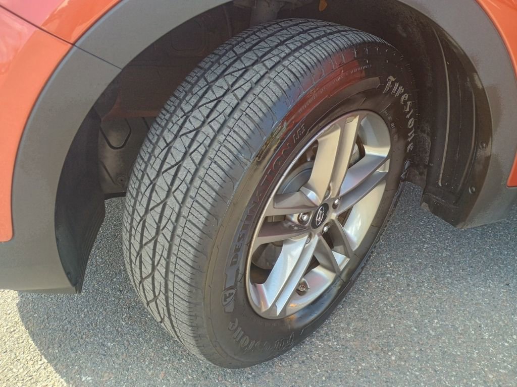 Used 2017 Hyundai Santa Fe Sport image 9