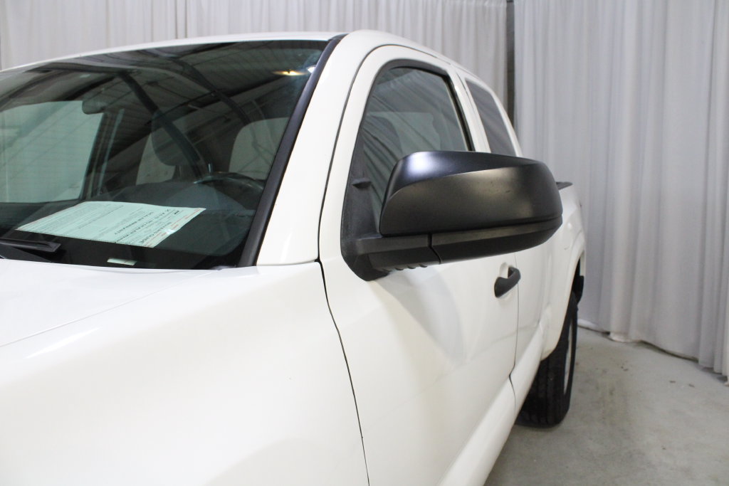 Used 2020 Toyota Tacoma SR AWD/4WD image 34