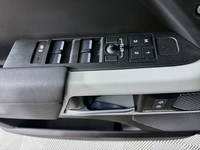 Used 2024 Land Rover Defender 110 S AWD/4WD image 20